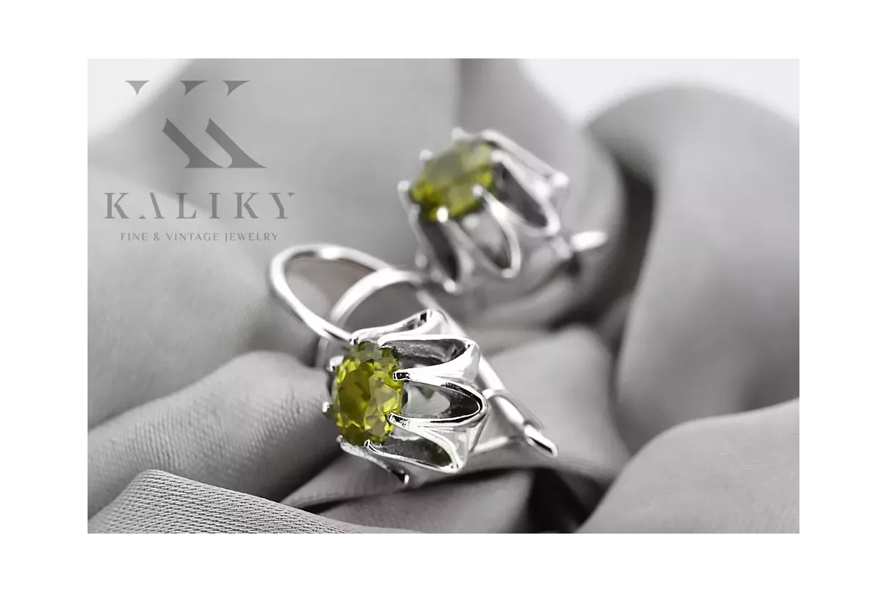 Srebrne kolczyki 925 z peridotem vec092s Vintage