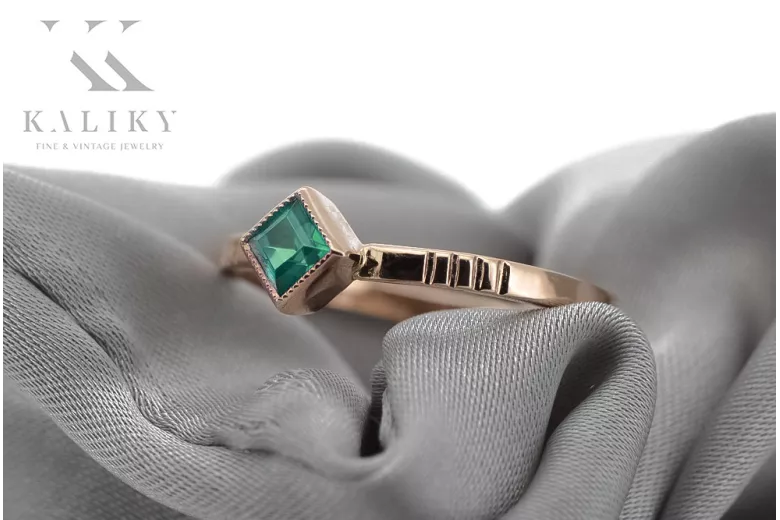 Rose soviétique russe 14k 585 or Alexandrite Ruby Emerald Sapphire Zircon ring vrc014