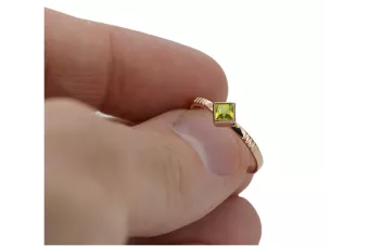 Російська радянська троянда, золото 585 проби, александрит, рубін, смарагд, сапфір, циркон, каблучка vrc014