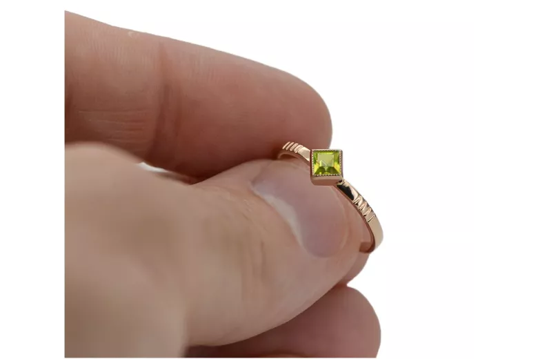 Pierścionek z różowego czerwonego złota 14k 585 z Peridotem vrc138 Vintage