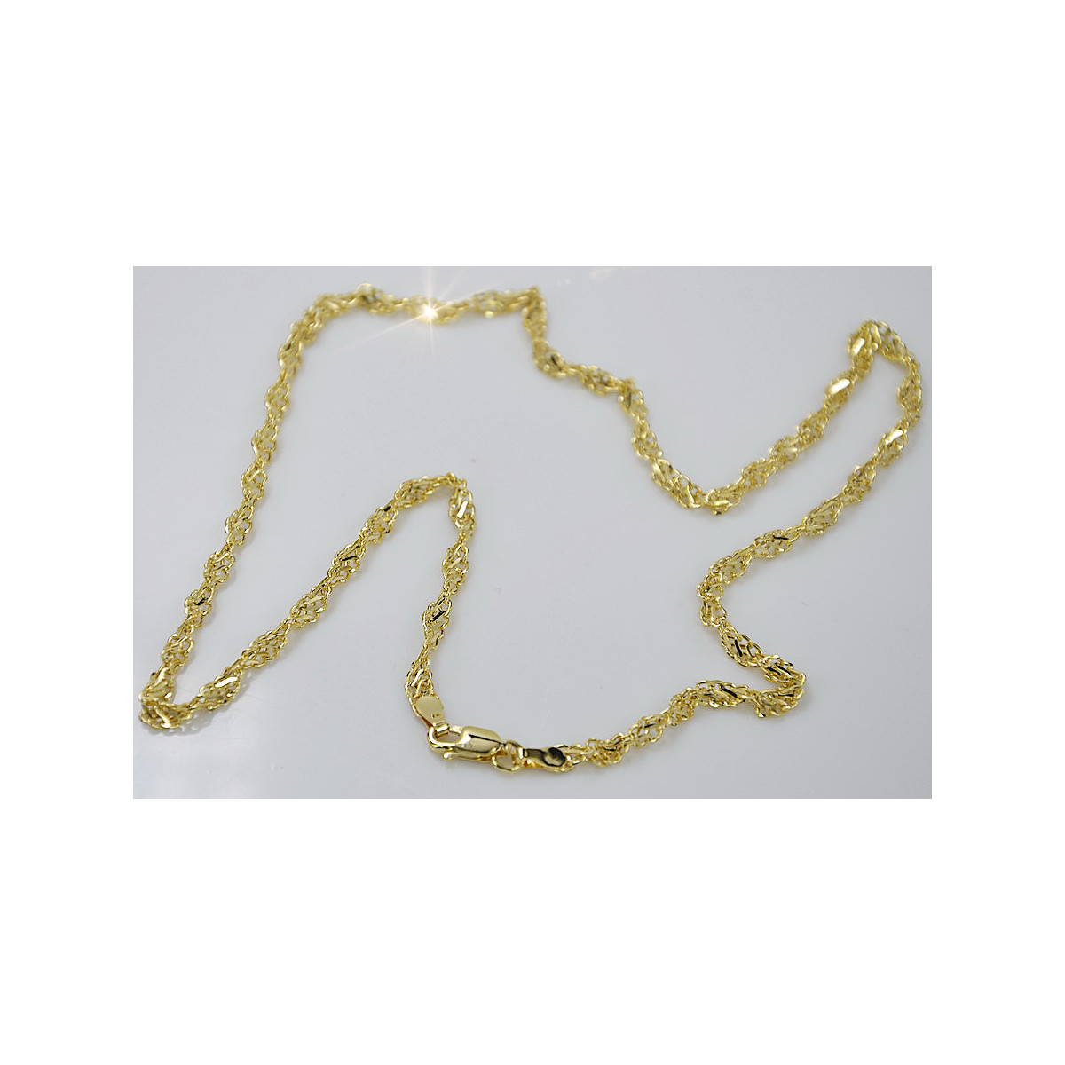 Elegant Italian Yellow Gold Rope Chain in Vintage Rose Design cc076