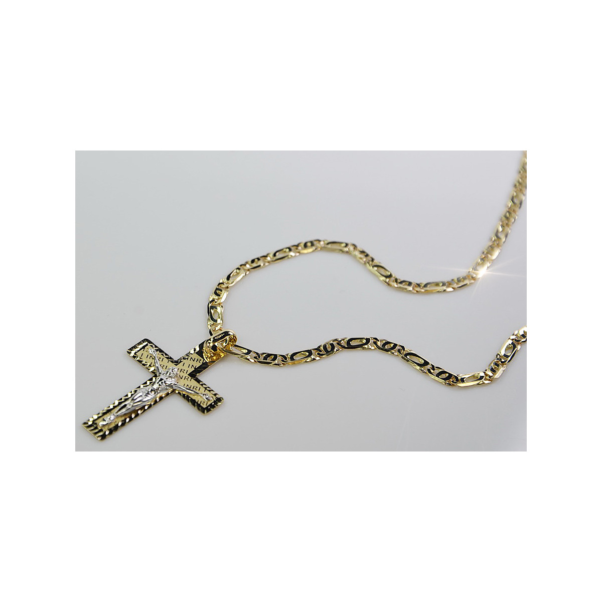 Croix catholique en or jaune 14 carats italien & perles de nacre 