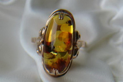 "Authentic Amber Stone Encased in Vintage 14K Rose Gold Ring" vrab024 vrab024