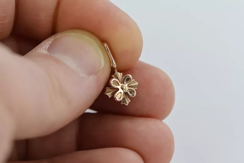 "No Stones, Original Vintage 14K Rose Gold Floral Pendant" vpn043 vpn043