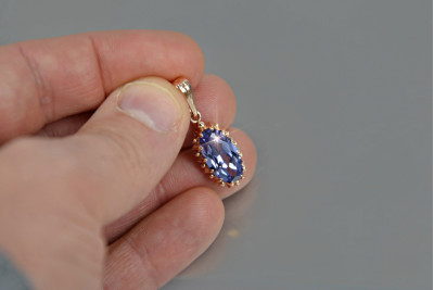 Pendentif Vintage en or rose 14 carats avec Rubis, Zircon, Améthyste, Émeraude, Saphir, Péridot Jaune et Alexandrit vpc016