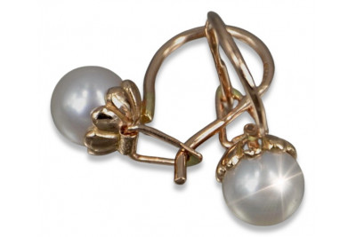 Золотые серьги с жемчугом