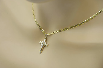 Cruz Católica de Oro Amarillo 14k y Gourmette Italiana