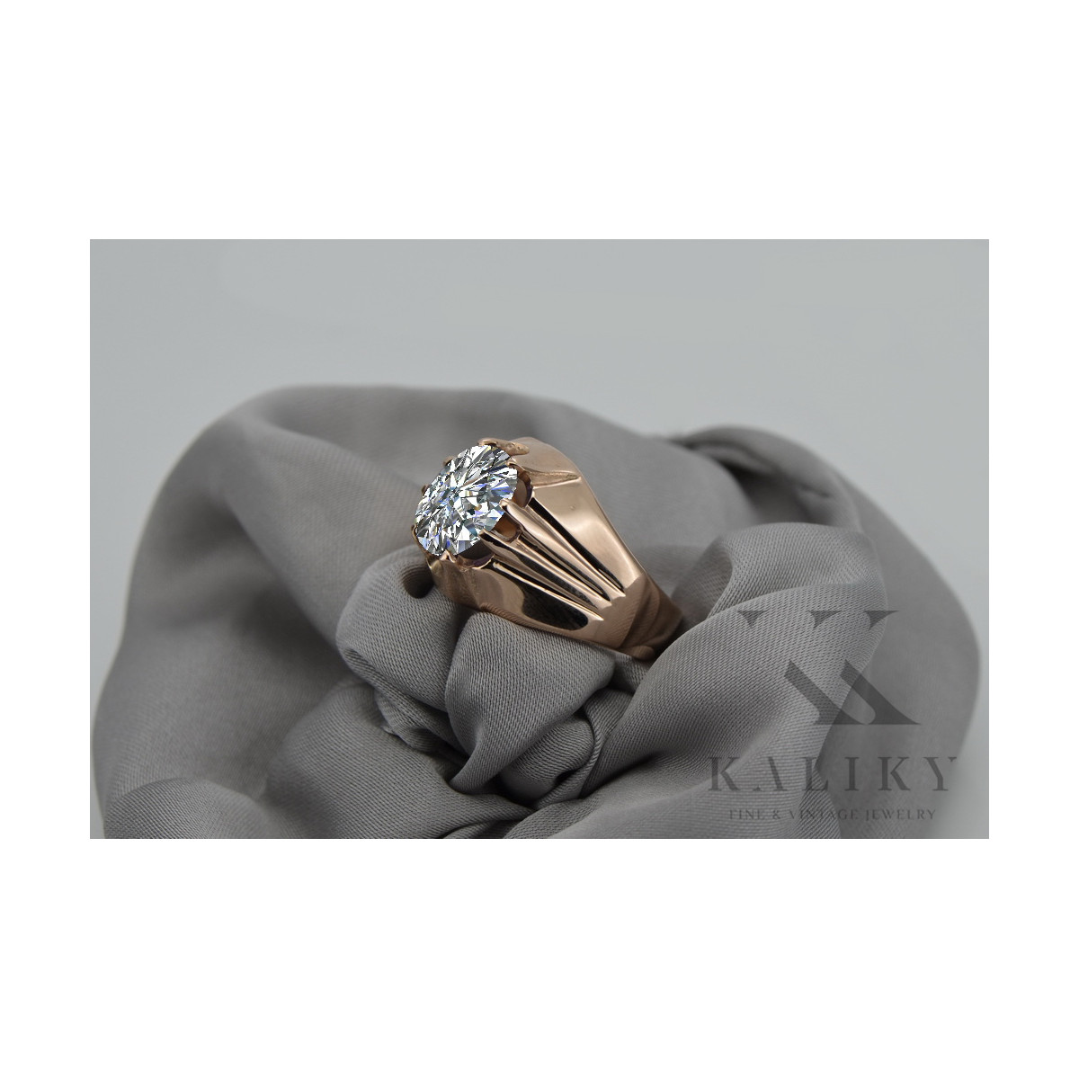 Russische sowjetische Rose 14 Karat 585 Gold Alexandrit Rubin Smaragd Saphir Zirkon Ring vrc016