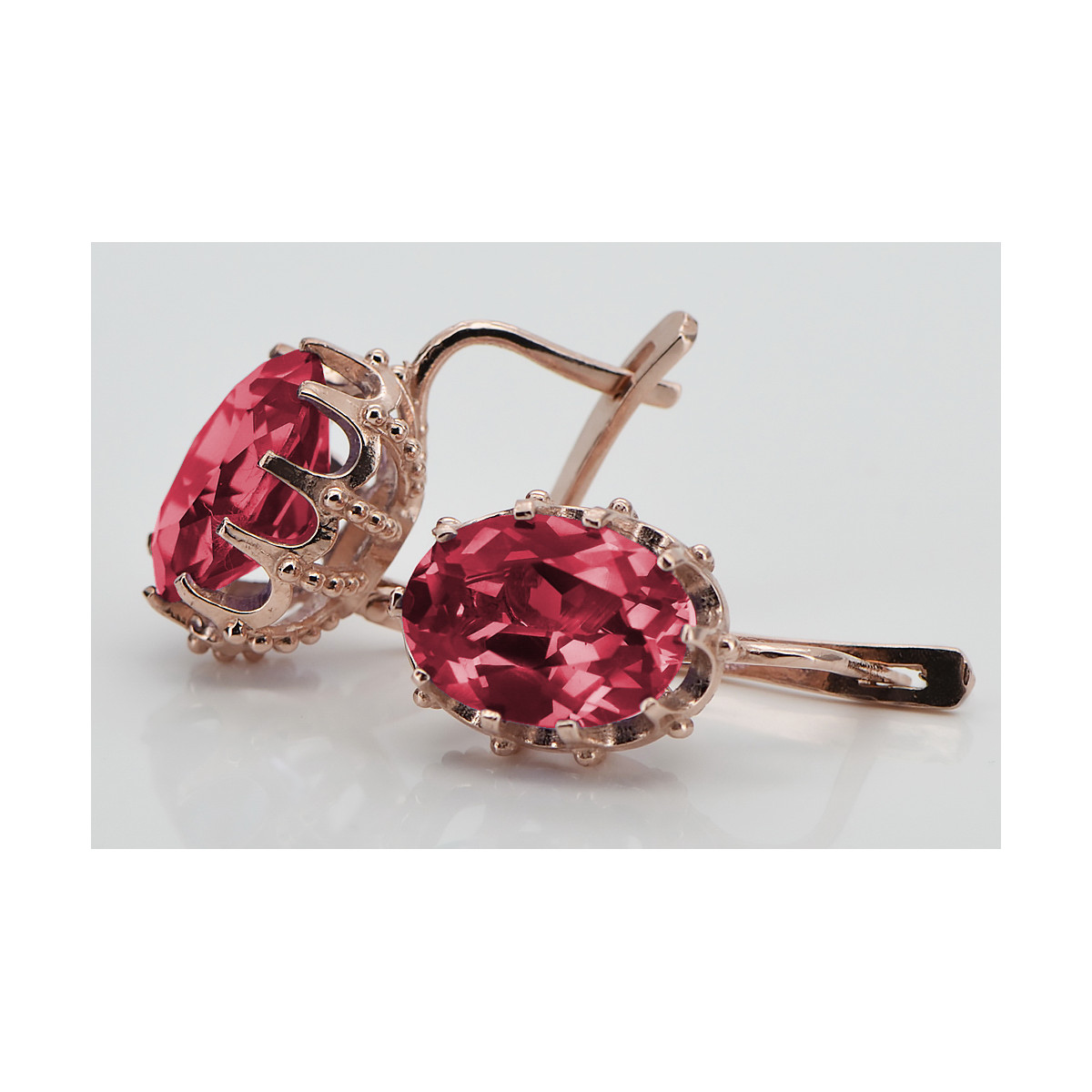 Boucles d'oreilles vintage en Or rose 14 carats avec Rubis d'origin vec079 Vintage vec079