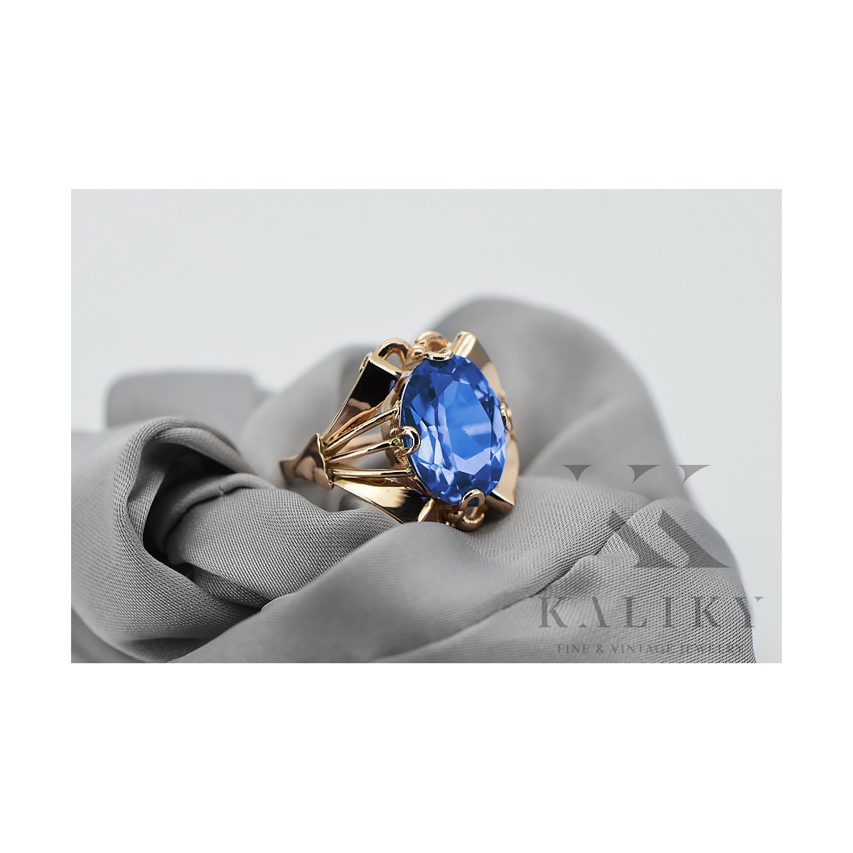 Russische sowjetische Rose 14 Karat 585 Gold Alexandrit Rubin Smaragd Saphir Zirkon Ring vrc084