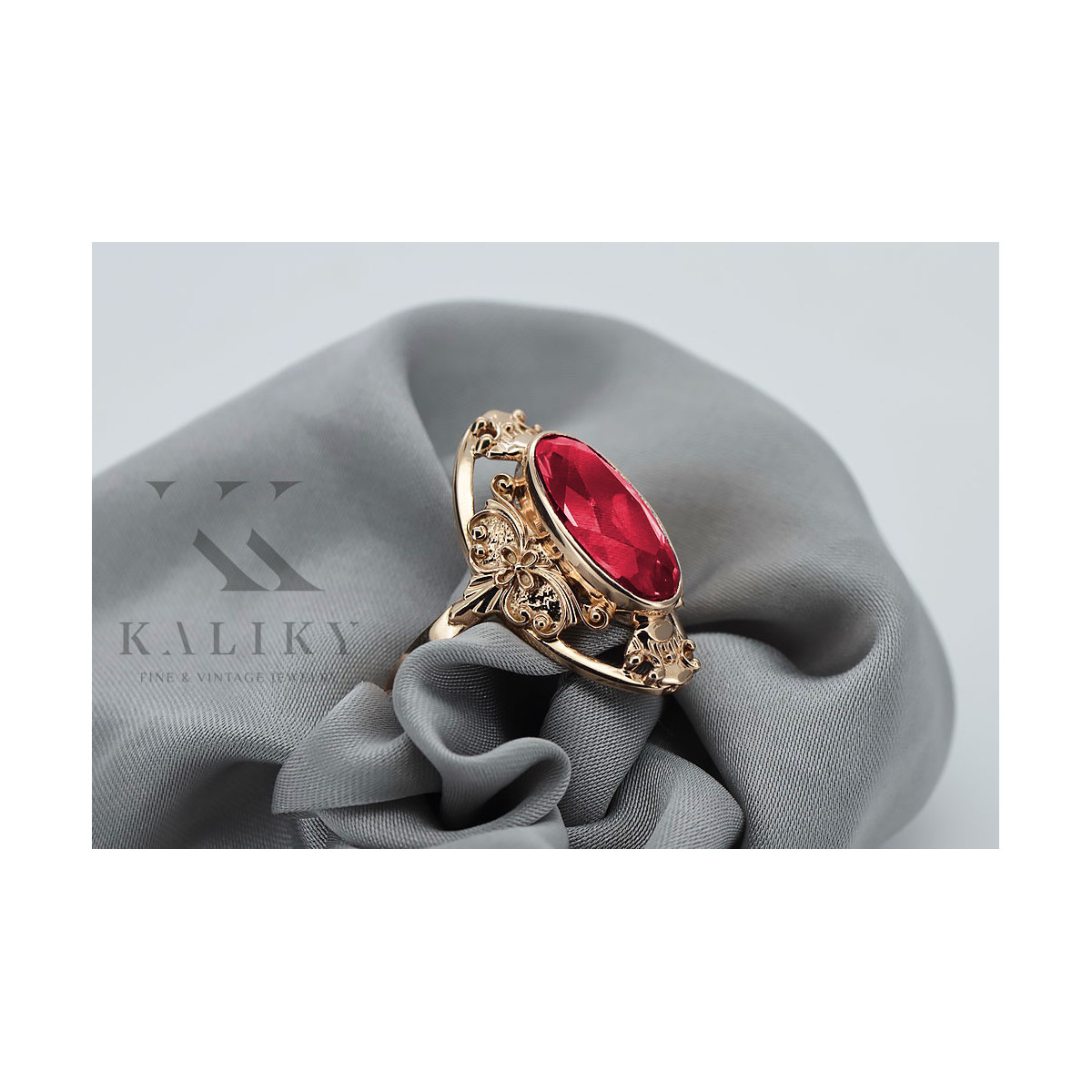 Russische sowjetische Rose 14 Karat 585 Gold Alexandrit Rubin Smaragd Saphir Zirkon Ring vrc014