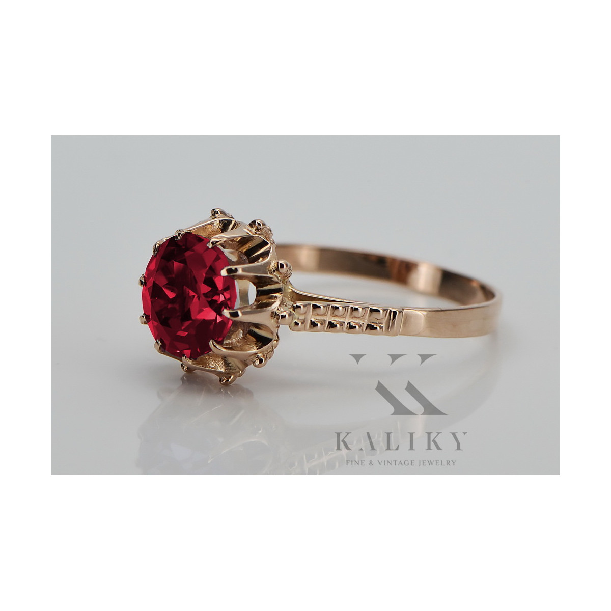 Russische sowjetische Rose 14 Karat 585 Gold Alexandrit Rubin Smaragd Saphir Zirkon Ring vrc084