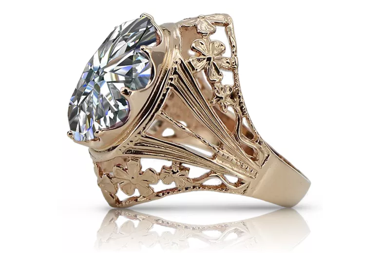 Russische sowjetische Rose 14 Karat 585 Gold Alexandrit Rubin Smaragd Saphir Zirkon Ring vrc084