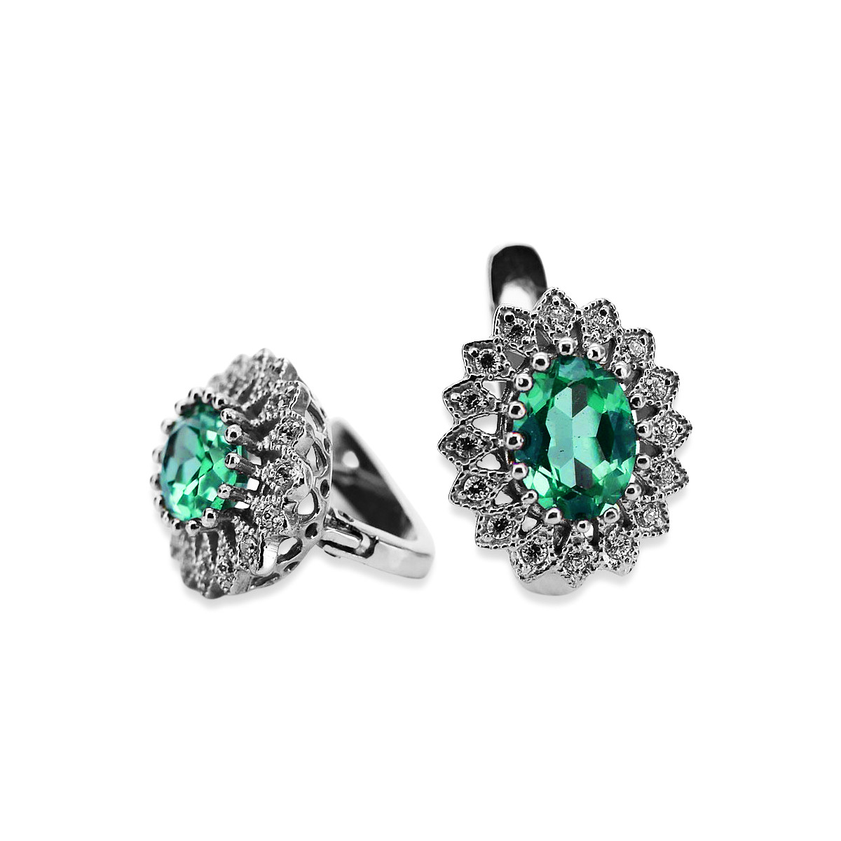 14K White Gold Emerald Studded Earrings vec125w vec125w