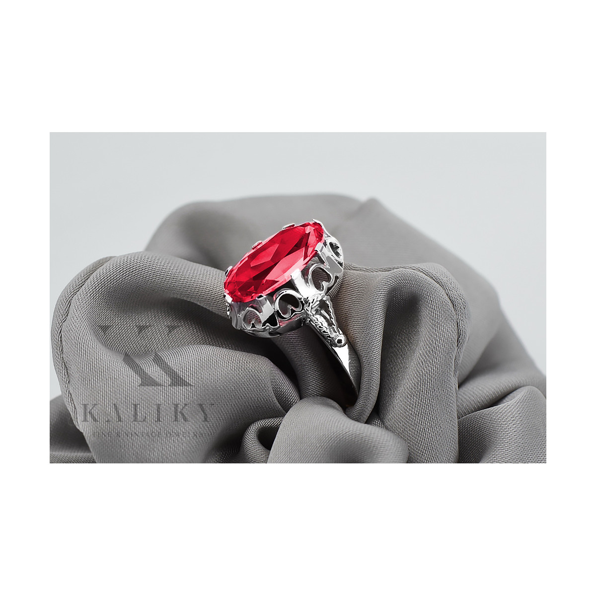 Russische sowjetische Rose 14 Karat 585 Gold Alexandrit Rubin Smaragd Saphir Zirkon Ring vrc014