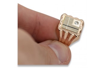 Chevalière russe en or rose soviétique