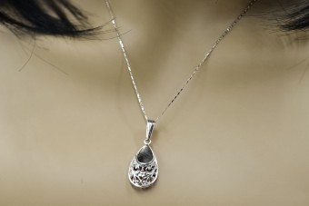 Colgante de herradura vintage de plata de ley 925, Sin piedras vpn074s