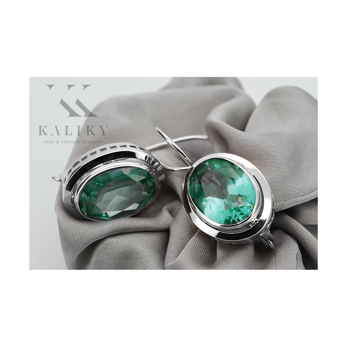 Sterling Silver 925 Emerald Drop Earrings vec114s