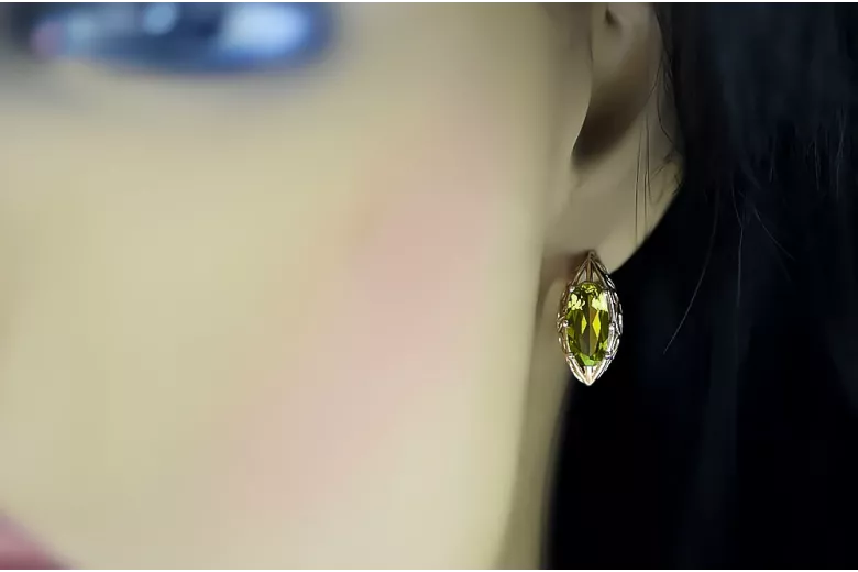 Aretes de oro rosa con peridoto amarillo en 14k vec141